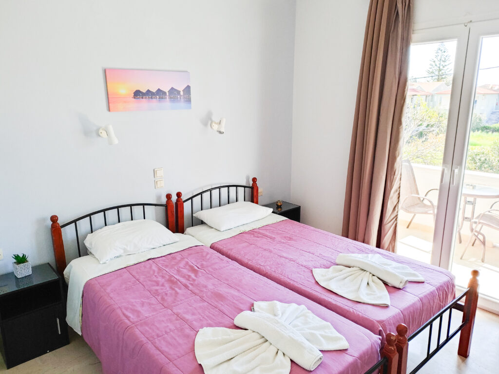 Double Room ACHARAVI