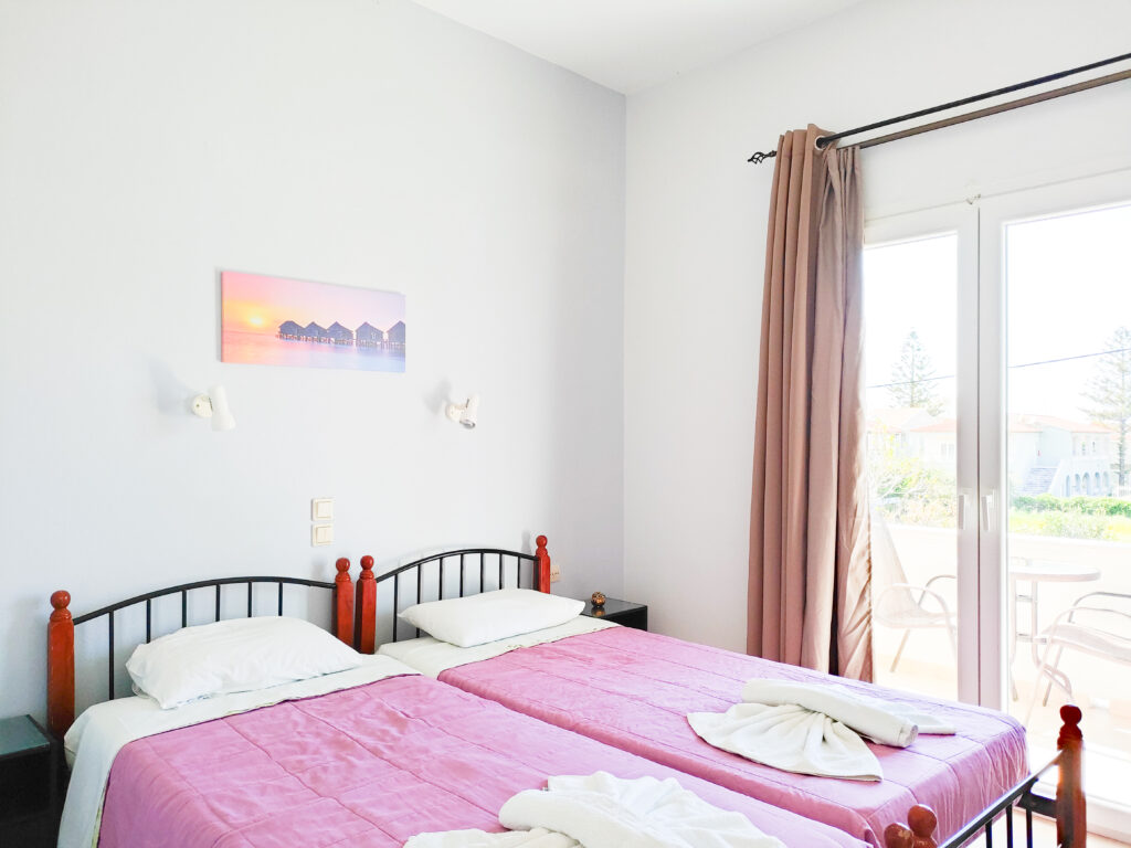 Double Room ACHARAVI