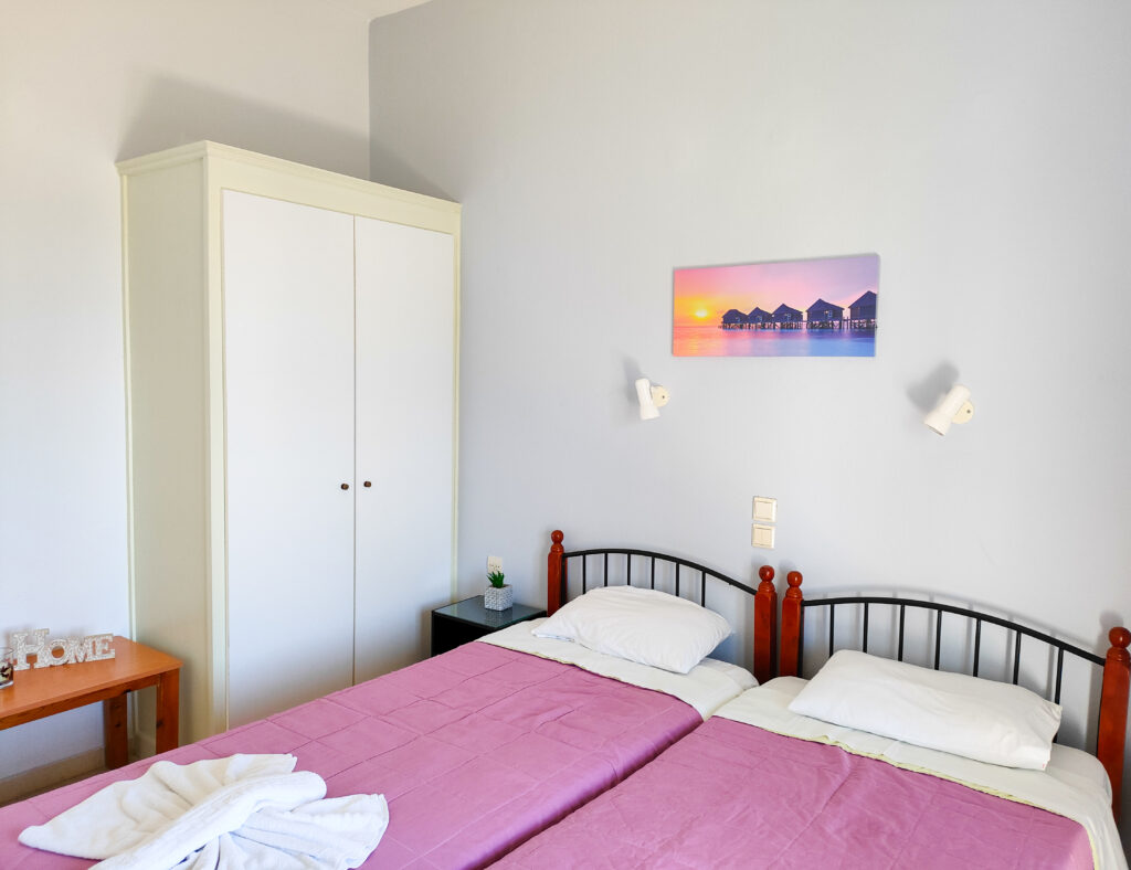 Double Room ACHARAVI