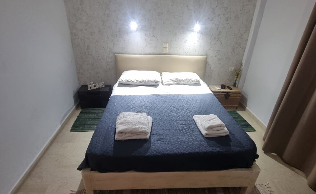 Single Room ACHARAVI