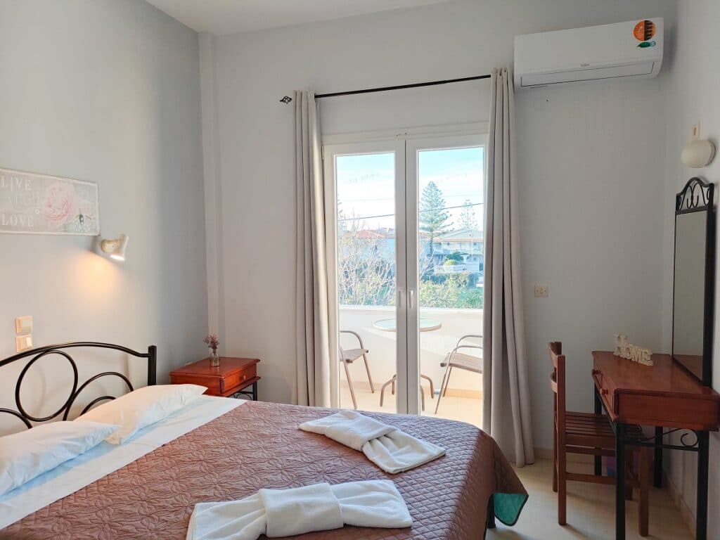 Single Room ACHARAVI