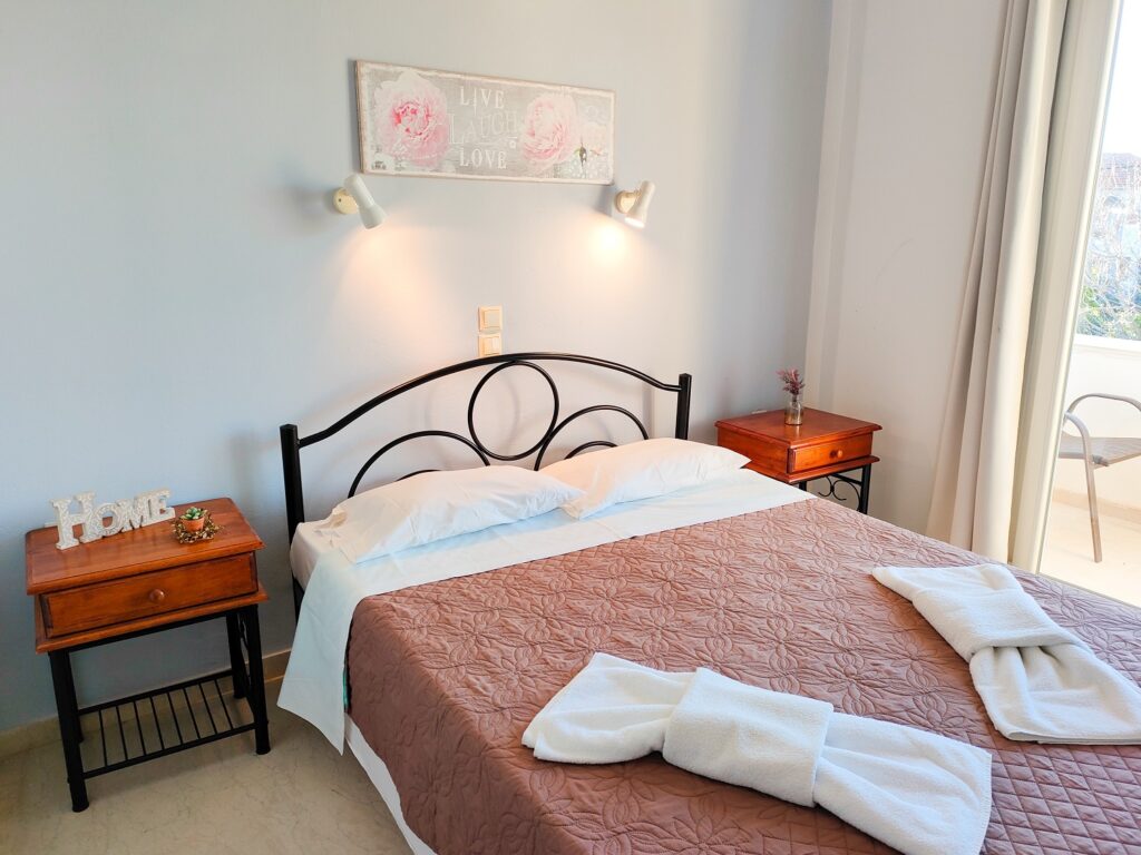 Single Room ACHARAVI